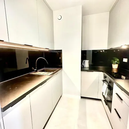 Enjoyable Flat Next To Old Town *