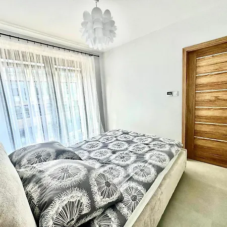 Enjoyable Flat Next To Old Town Apartment