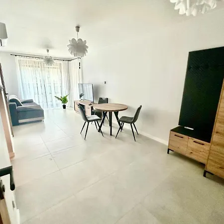 Enjoyable Flat Next To Old Town